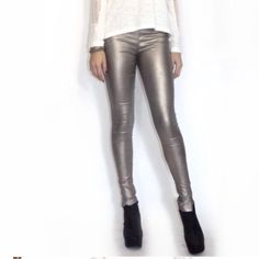 Minkpink World On A String Metallic Pewter Silver Leggings Size Small Nwt These Chic Metallic Silver Leggings Have Highlighted Sheen. Perfectly Form-Fitting Leggings Feature Just The Right Amount Of Stretch And Zip Cuff Detail For Added Attitude. Elasticized High Waist. Fun And Quirky Metallic Sheen Highlights Form-Fitting Leggings Graced With Zip Cuffs For Added Edge And Attitude. 28.5″ Inseam Reasonable Offers Welcome. No Trades Or Modeling Happy Poshing Fitted Metallic Sheen Pants, Glamorous Metallic Bottoms With Sheen, Glamorous Metallic Sheen Bottoms, Chic Metallic Shine Bottoms, Glamorous Metallic Pants For Fall, Trendy Stretch Silver Bottoms, Trendy Fitted Silver Bottoms, Trendy Silver Fitted Bottoms, Elegant Metallic Bottoms For Winter