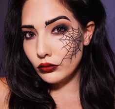 Cobweb Face Paint, Spider Web On Face, Spider Halloween Costume Women, Spiderweb Makeup Halloween, Spiderweb Face Paint, Spider Face Makeup, Spider Web Face Painting, Face Paint Spider Web, Easy Halloween Makeup Spiderweb