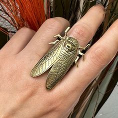 Materials: Brass Adjustable: Yes Surface: 4.5cm X 2.8cm Weight: 16.6g Color: Brass Delivery: Ready To Ship In Same Day Or Next Business Day. Unisex Brass Cicada Open Ring,Animal Ring,Large Cicada Open Ring,Chunky Ring,Big Bug Open Ring,Beetle Open Ring,Adjustable Ring,Gift,Open Ring,Adjustable Ring,Gift Afro Jewelry, Bug Ring, Bug Gifts, Double Stud Earrings, Mail Package, Dope Jewelry Accessories, Hamsa Earrings, Animal Ring, Cross Earrings Studs