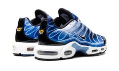 The Nike Air Max Plus "Light Streaks" is a colorway of the retro performance running shoe with a predominately blue appearance.  One of multiple colorways released in celebration of the Air Max Plus’s 25th anniversary in 2023, the “Light Streaks” features a gradient white-and-blue upper with light streak outlines in place of the model’s original palm tree inspired TPU overlays.  A black Swoosh appears on either side of the shoe.  Glossy black panels can be seen on the forefoot and spine.  Yellow Nike Air Max Plus New Out Mens, Nike Air Max Plus Og, Nike Air Max Tailwind, Nike Air Max Plus Tn Poster, Blue Nike Air Max For Streetwear, Air Max Plus, Nike Air Max Plus, Black Panels, 25th Anniversary