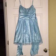 Never Worn Light Blue Party Dress! Light Blue Party Dress, Light Blue Party, Silver Sparkly Dress, Hoco Inspo, Dresses Light Blue, Girls Black Dress, Deb Dresses, Pink And White Dress, Banquet Dresses