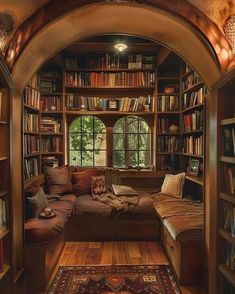 Modern Cottage Library, Cosy Library Aesthetic, Cute Library Ideas, Library Room In House, Cozy Library Bedroom, Cozy Rustic Home Aesthetic, Personal Library Aesthetic, In Home Library Ideas, House With Library