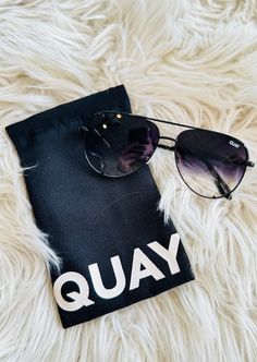 Quay High Key Mini Black Fade Sunglasses Quay High Key, Sneaker Heels Wedges, Black Fade, Blazers Shoes, High Key, Vintage Havana, Fade To Black, Sweater Gift, Crossbody Clutch