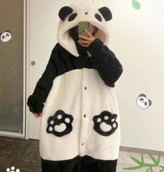 Lovely Panda Winter Pajamas PN6401 ●Size: M: for people 150-160cm,45-50kg L: for people 160-165cm,50-60kg XL: for people 165-170cm,60-70kg XXL: for people 170-175cm,70-80kg ●Material:polyester fibre (Please allow 1-3cm differs due to manual measurement.As different computers display colors differently,the color of the actual may vary slightly from the above images.Thanks for your understanding.) ●About Shipping: We attach great importance to the orders of each customer and parcel delivery. 1.Processing time: 2-3 business days. 2.Shipping time: 10-15 business days to US, please allow 3-4 weeks shipping to other country.(Shipping times can be affected by variable customs clearance times or public holidays.) Panda Pajamas, Panda Pyjamas, Kawaii Pajamas, Big Panda, Women Cartoon, Kawaii Phone Case, Parcel Delivery, Winter Pajamas, Customs Clearance