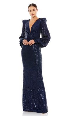 Long sleeve fitted sequin formal dress with low v-neckline. Robe Fuchsia, Champagne Formal Dresses, Modest Formal Dresses, Designer Formal Dresses, Light Blue Prom Dress, Navy Blue Bridesmaid Dresses, Blue Sequin Dress, Formal Dresses With Sleeves, Maternity Dresses For Photoshoot