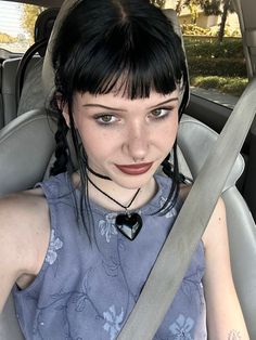 Mini Fringe Long Hair, Bangs On A Small Forehead, Betty Bangs Round Face, Micro Bangs Straight Hair, Micro Bangs With Long Hair Round Face, Hairstyles With Micro Bangs, Baby Bangs Straight Hair, Micro Bangs Wavy Hair, Goth Hair Bangs