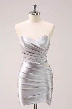 Amzcw Silver Hollow Out Strapless Pleated Tight Metallic Homecoming Dress with Beading Silver Homecoming Dresses, Hoco Dresses Green, Tight Homecoming Dress, Mini Prom Dresses, Homecoming Dresses Short Tight, Dress Up Day, Grey Bridesmaid Dresses, Mermaid Bridesmaid Dresses, Burgundy Bridesmaid Dresses