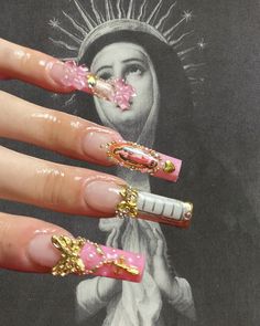 Kali Uchis Nails Inspired, San Juditas Nails, Dollar Acrylic Nails, Religious Nails Designs, Catholic Nail Art, Virgin Mary Nails, Virgencita Nails