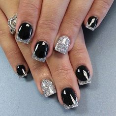 Black and silvrr Black And White Nail, Silver Nail Designs, Unghie Sfumate, Silver Nail, Her Nails, Great Nails, White Nail, Get Nails, Short Nail Designs