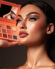 Makeup Shoot Poses, Cosmetic Business Photoshoot Ideas, Makeup Models Photoshoot, Model Makeup Photoshoot, Makeup Model Photo Shoots, Makeup Shoot Ideas Photoshoot, Make Up Photoshoot Ideas, Bold Photoshoot, Makeup Content