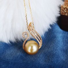 ★★credit card payment★★Its possible to pay with a card via PayPal without a PayPal account. Here’s how:  https://etsy.me/2Q46H7r●Article name        K18 SouthSeas pearl DIA necklace●Pearl                South Seas pearl●Size of the pearl9-10mm●Color                Gold●Flaw                Micro(AB)●Luster                It is very good (AA)●Stone                D0.206ct 69pcs●Full length        45cm (with a slide adjuster)●Metal                K18All of our products are made and ship from Japan. Gold Diamond Pearl Drop Necklace, Gold Pearl Drop Necklace With Diamond, Gold Pear-shaped Diamond Necklace For Formal Occasions, Gold Pear Shaped Diamond Necklace For Formal Occasions, Formal Gold Pear Shaped Diamond Necklace, Elegant Yellow Diamond Necklace, Elegant Yellow Pearl Necklaces, Elegant Yellow Pearl Necklace, Elegant Yellow Pearl Necklace For Formal Occasions