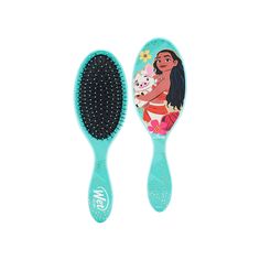 The Wet Brush Original Detangler helps your hair stay strong and healthy! Gently loosens knots, on wet or dry hair, without pulling or snagging. Disney Princess Original, Moana Pua, Disney Princess Moana, Princess Moana, Face Makeup Brush, Detangling Brush, Wet Brush, Flat Iron Hair Styles, Styling Cream