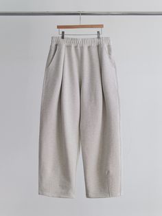 Editor's NotesThese sweatpants are made of fluffy heavy fabric which is giving a comfortable feel.- Banding pants- Pockets at the side- Tucks on the hem- Fluffy Heavy sweat fabric- Basic and comfy itemMeasurements(in.)1/2- Total length: 41.33 / 42.12 in.- Waist: 14.56 / 15.35 in.- Thigh: 15.35/ 16.14 in.- Front rise: 14.56 / 15.35 in.- Hem: 10.23 / 10.62 in.Composition & Care- 72% Cotton, 27% Polyester- Wash in cold waterDesigner- by LIEU HOMME Winter Loungewear Sweatpants Ankle-length, Winter Ankle-length Sweatpants For Loungewear, Wide Leg Beige Sweatpants For Winter, Comfortable Oversized Bottoms With Side Pockets, Loosely Fitted Wide-leg Sweatpants For Winter, Winter Wide-leg Sweatpants With Pockets, Winter Solid Color Wide-leg Sweatpants, Winter Ankle-length Joggers For Loungewear, Winter Beige Relaxed Fit Sweatpants