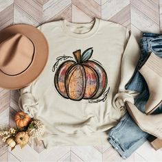 Brand New . Handmade Super Soft!! Somewhat Oversized Thankful Shirt, Pumpkin Sweatshirt, Pumpkin Sweatshirts, Pumpkin Shirt, Fall Sweatshirt, Cozy Sweatshirts, Halloween Women, Fall Sweaters, Fall Shirts