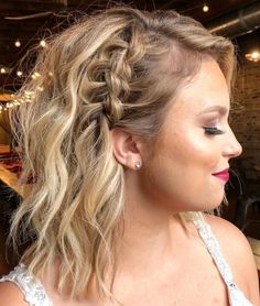 Wear A Headband, Wedding Hairstyles For Short Hair, Short Bridal Hair, Short Hair Bride, Dance Hairstyles, Super Short Hair, Retro Glam, Trendy Wedding Hairstyles, Very Short Hair