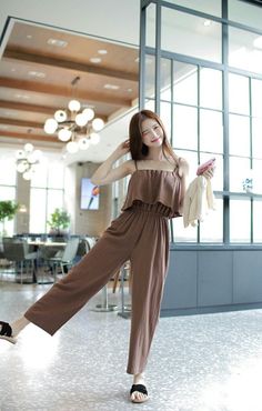 Comfortable Outfits For Home, Korea Casual Outfit, Style Korea Boy, Style Korea Dress, Dress Rumahan, Style Korea Casual, Korea Airport, Korean Girl Style, Casual Outfit Style