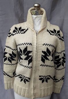 "Classic wool winter sweater. Zip front, black and white, warmly woven, classic design.  Chest 33\", top of shoulder to bottom of cuff 26.5\", top of shoulder to bottom of sweater  24.5, back of collar 6\"." Yellow Shirt Dress, Zip Front Sweater, Pullover Outfit, Wool Winter, Long Sleeve Knit Sweaters, Yellow Shirts, Winter Sweater, Beautiful Sweater, Patchwork Dress