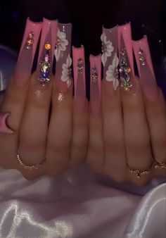 Nails Quince, Mate Nails, Cali Jewelry, Victoria Sanchez, Pink Bling Nails, Bedazzled Nails, Boujee Nails, Quince Nails, 20th Bday