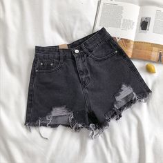 Description：FashionSierra - Wide Leg Hole Black Casual Female Streetwear Denim Shorts S is suitable for 40-45 kg M is suitable for 48-52 kg L is suitable for 53-58 kg XL is suitable for 58-63 kg XXL is suitable for 63-68 kg High Waist Denim Shorts, Short Noir, Summer Shorts Denim, Ripped Jean Shorts, Streetwear Jeans, High Waist Denim, Summer Denim, Shorts Women, Short Jeans