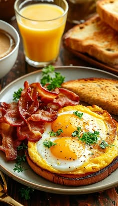 Breakfast Images Mornings, Desayuno Aesthetic, Glass Of Orange Juice, Breakfast Photography, Classic Breakfast, Baked Vegetables, Breakfast Plate, Healthy Lifestyle Food