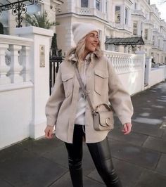 Wool Shacket Outfit Women, Creme Shacket Outfits, Cream Shirt Jacket Outfit, Shacket Style Ideas, Ladies Shacket Outfit, Ivory Shacket Outfit Women, Aritzia Shacket Outfit, Neutral Shacket Outfit, Styling A Shacket Casual