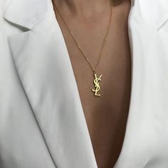 Ysl Necklace Aesthetic, Ysl Necklace Gold, Dior Necklace Gold, Ysl Aesthetic Outfit, Chanel Necklace Aesthetic, White Gold Aesthetic, Branded Necklace, White And Gold Aesthetic, Ysl Ring