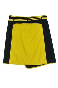 Grab this soft and supple skirt for some sporty style anytime! Inspired by tennis skirts, this miniskirt features a contrasting trim with plenty of spunk to elevate any pair of sneakers and plain tee! Size 4 100% Cotton Mini silhouette Side button closure Fully lined Waist 29" Total length 18.5" Sporty Fitted Tennis Skirt With Contrast Trim, Sporty Fitted Cotton Skirt, Fitted Cotton Tennis Skort, Fitted Cotton Tennis Bottoms, Cotton Wrap Skirt, Reed Krakoff, Tennis Skirts, Chic Shop, Plain Tees