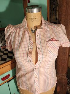 "1980s Karman deadstock without tags never worn crispy cutest puff sleeve  Pink western inspired t chest 44\" Waist 41\" Shoulder seam to shoulder seam 16.5\" Length 24.5\" Sleeve opening 9\" 20% cotton 80% poly  This one has one little stain on shoulder see photos (pen mark very small)" Short Sleeve Linen Shirt, Western Pearl Snap, Linen Top Women, Linen Shirts Women, Pearl Snap Shirt, White Linen Shirt, Puff Sleeve Shirt, Maxi Tops, Velvet Shirt