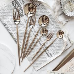 Mirror Silver Cutlery Stainless Steel Fork Knives Spoons Dinnerware Set Portable Kitchen Tableware Set Bright Silver Cutlery Set Cheap Dinnerware Sets, Black Flatware, Cutlery Set Stainless Steel, Gold Spoon, Spoon Gifts, Silver Cutlery, Stainless Steel Cutlery, Silver Flatware, Forks And Spoons