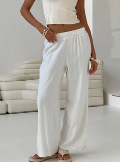 Linen Pants Outfit, Womens Loungewear Sets, White Linen Pants, Linen Blend Pants, Swaggy Outfits, Casual Tank Tops, Summer Fits, Floral Dress Black, Linen Pants