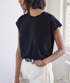 black Oxford Blue, Fun Pants, Oversized Tee, Look Cool, Have You Ever, Tee Shop, Jeans Shop, Peru, Neck T Shirt