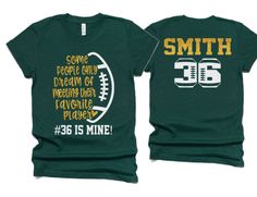 Football Mom Shirts Ideas, Glitter Football Shirts, High School Football Shirts, Football Game Outfit Highschool, Band Mom Shirts, Custom Football Shirts, Football Shirt Designs, Football Spirit, Mom Tank Tops