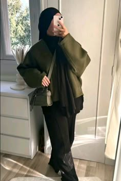 HIJABI OUTFITS Arab Outfit, Outfit Voile, Cute Hijabi Outfits, Sixth Form Outfits, Estilo Hijab, Zara Drip, Mode Zara, Mode Turban