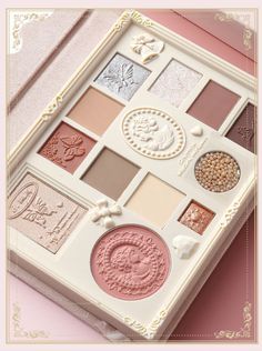 Rose Makeup, Makeup Pallets, Top Makeup Products, Fancy Makeup, Shimmer Eyeshadow, Blush Highlighter, Vintage Makeup, Pink Makeup, Makeup Items