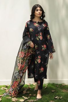 Black Floral Printed Lawn Suit at PinkPhulkari California Desi Suits, Printed Organza, Lawn Suit, Kurta Dress, Basic Wear, Party Wear Lehenga, Lawn Shirts, Desi Girl, Lawn Suits