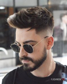 The Quiff Hairstyle: What It Is & How To Style It #quiffhairstyle #shorthaircut #brushedup #mensstyle #menshair #menshairstyles #menshaircuts #shorthairstyles Faux Hawk Hairstyles, Mid Fade, Quiff Hairstyles, Men's Hairstyle, Hair Styles Men