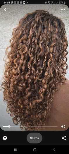 Blonde Highlights Curly Hair, Curly Highlights, Natural Curly Hair Cuts, Brown Curly Hair, Blonde Curly Hair