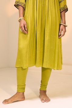 Green gathered kurta with sequin, thread and beads embroidery in floral motifs. Paired with matching pant. - Aza Fashions Green Thread, Pant Women, Beads Embroidery, Women Kurta, Straight Kurta, Kurta With Pants, Floral Motifs, Aza Fashion, Beaded Embroidery