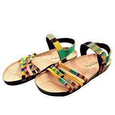 Take a step of royalty with the merge of the most prestigious handwoven Kente cloth and the famous Birkenstock This product is custom made. Birks Sandals, Handmade Dog Beds, African Sandals, Extra Large Dog Bed, Basket Dog Bed, Dog Basket, Kente Cloth, Dog Beds For Small Dogs, Sandals Outfit