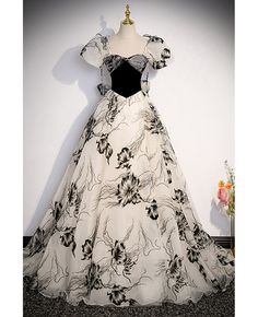 Get 10% off now! Buy unique floral prints ballgown prom dress with bubble sleeves at cheap price online. Free stable shipping and pro custom service since 2009. Ballgown Prom Dress, Long Black Dress Formal, Short Sleeve Prom Dresses, Sleeve Prom Dress, Black Velvet Shorts, Tulle Party Dress, Prom Dresses Elegant, Formal Dresses With Sleeves, Elegant Prom Dresses