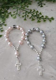 Pocket Rosary Diy, Baptismal Souvenir, Small Rosary, Mini Rosaries, Shower Favors Baby, Personalized Rosary, Rosary Jewelry, First Communion Favors, Favors Baby Shower