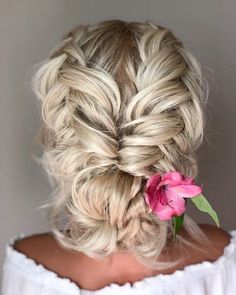 Mother Of The Bride (or Groom) Hairstyles ❤ mother of the bride hairstyles braided textured with flowers reneemarieacademy #weddingforward #wedding #bride #motherofthebridehairstyles Bride Hairstyles Medium Length, Hairstyles Mother Of The Bride, Hairstyles Medium Length Hair, Hairstyles Bride