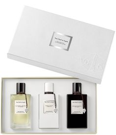 Experience the luxurious world of Van Cleef & Arpels' Collection Extraordinaire with a trio discovery fragrance gift set. This splendid compilation is a perfect blend of sophisticated scents&#x2C; designed with the utmost care and attention. With Van Cleef & Arpels&#x2C; you're not just wearing a fragrance&#x2C; but an expression of elegance and style.The Collection Extraordinaire gift set features three distinctive fragrances&#x2C; each encap Best Gift Baskets, Fragrance Cologne, Travel Perfume, Holiday Beauty, Interactive Stories, Professional Decor, Gift Sets For Women, Fragrance Gift, Beauty Gift Sets