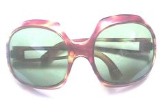 60s Sunglasses, Women Reference, 1960s Women, 1960 Style, 1960's Style, Jackie O Style, Woman Sunglasses