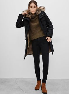 Stand out among other stylish civilians in a black parka and black slim jeans. Brown suede chelsea boots are a nice choice to complete the look. Shop this look on Lookastic: https://lookastic.com/women/looks/black-parka-olive-cowl-neck-sweater-black-skinny-jeans/22947 — Olive Cowl-neck Sweater — Black Parka — Black Skinny Jeans — Brown Suede Chelsea Boots Brown Chelsea Boots Outfit, Dark Brown Chelsea Boots, Winter Jeans Jacket, Winter Outfits Canada, Parka Outfit, Winter London, Black Parka, Winter Travel Outfit