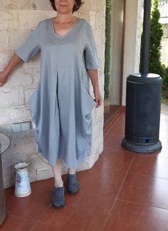 Gray Linen Dress, Plus Size Maxi Dress, Oversized Linen Dres Perfect Dress for party , lunch, casual event. The dress is comfortable and gentle. Maxi Tunic Top Dress Party Dress This model is wearing size XL / 165 cm Different sizes available , S,M,L,XL, XXL,3XL,4XL I hope you will enjoy taking a look at my other work. The list will be growing in the coming days, so stay tuned : S     US S 4-6,    UK 10-12,  It 40-42. Fr 36-38 M    US S 8-10,   UK 14-16,  It 44-46, Fr 40-42 L     US S 12-14,  UK Relaxed Fit V-neck Lagenlook Dress, Oversized Tunic Dress In Lagenlook Style, Linen Kaftan, Plus Size Maxi Dress, Dress For Party, Plus Size Maxi, Gray Linen, Plus Size Maxi Dresses, Dress Maxi