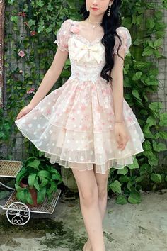 Short Sleeve Vintage Floral Mini Dress – Nada Outfit Land Pink Flowery Dress Outfit, Pink Fantasy Dress Short, Flower Dress Aesthetic, Dress Cute Outfits, Kawaii Outfit Ideas, Vintage Mini Dress, Kawaii Clothing, Vintage Mini Dresses, Kawaii Dress