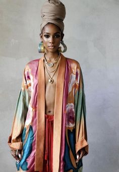 Look Boho Chic, Kimono Fashion, Hippie Style, Head Scarf, Look Fashion, African Fashion