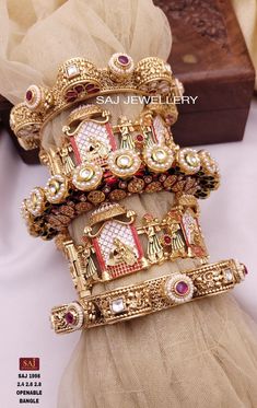 Bangel Design Bridal, Bangles Wedding Bridal, Rajasthani Bangles Design, Chura Designs Bridal, Latest Indian Bridal Jewelry Sets, Wedding Jewellery Collection For Bride, Latest Chooda Designs Brides, Bridal Gold Jewellery Indian, Kangan Gold