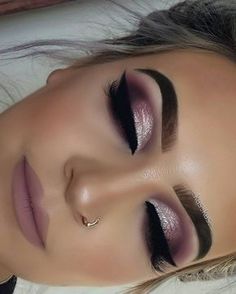 Rosa Make-up - viele Ideen für Sie! #ideen #viele Smokey Eye Makeup Ideas, Rosa Make-up, Halloweenský Makeup, Makeup 2018, Video Makeup, Alat Makeup, Makeup Tip